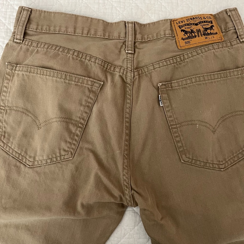 Men’s Levi’s khaki Jeans